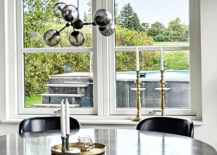 Nyaraló Sanctuary By Lammefjorden With Unique View Holbæk